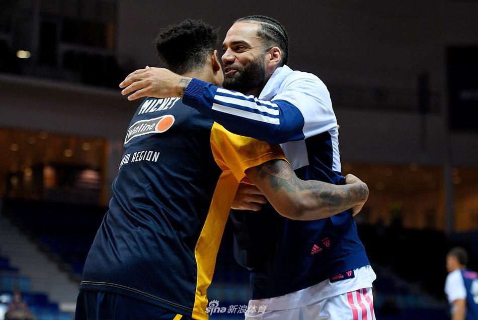波蒂斯：NBA杯對雷霆我說把那些小Baby們踢出局 那場失利幫了他們