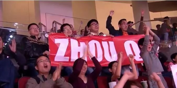 Shams：尼克斯本周將舉行內(nèi)部會(huì)議 會(huì)在休賽期積極主動(dòng)改善陣容